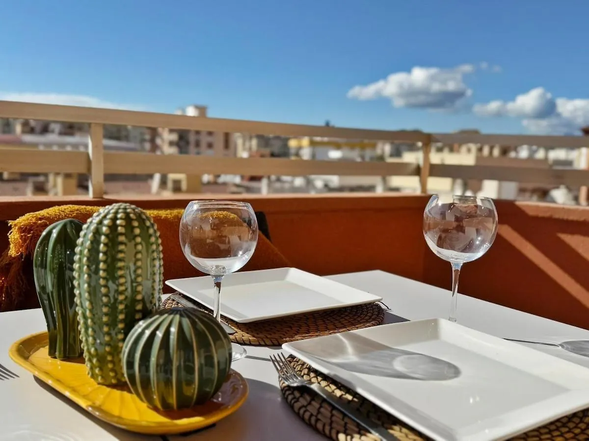 Sunny & Modern Beach Apartment Fuengirola İspanya