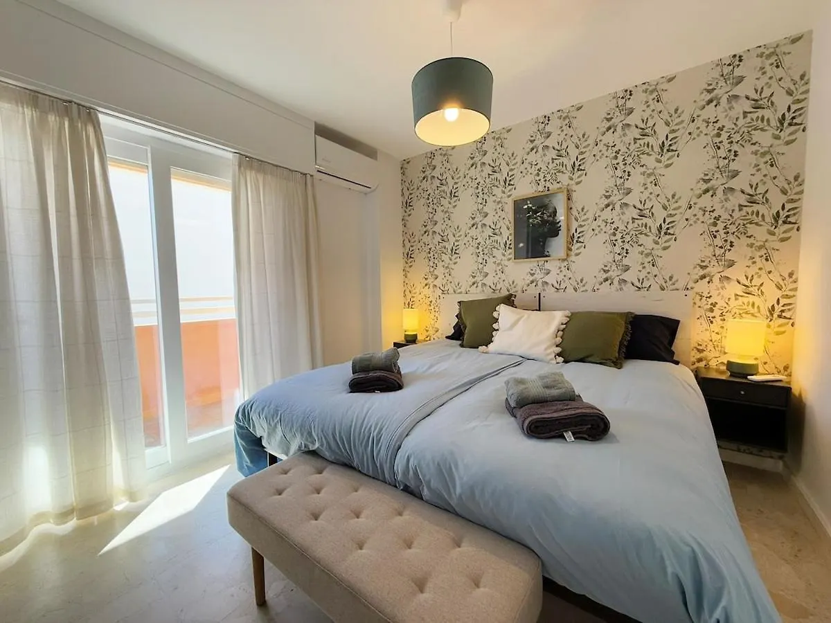 Sunny & Modern Beach Apartment Fuengirola 0*,  İspanya