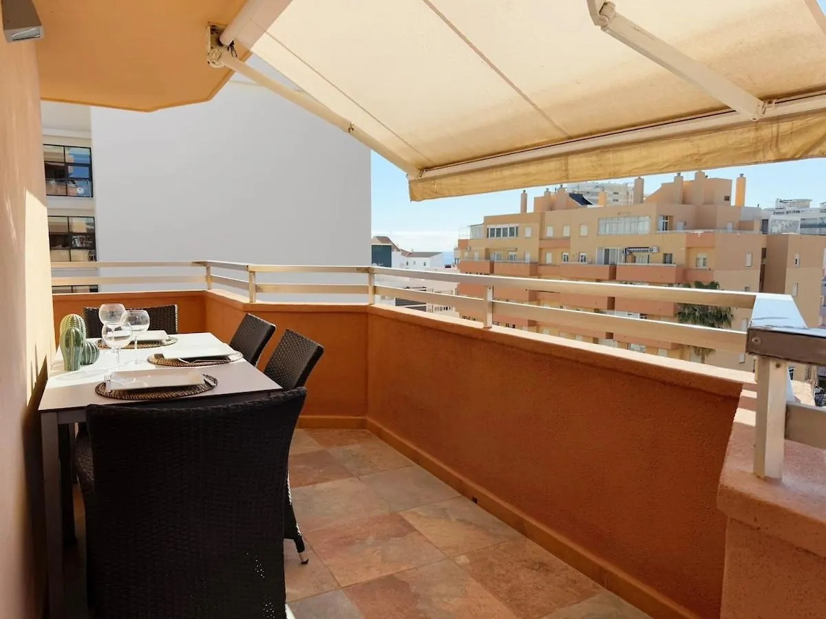 Sunny & Modern Beach Apartment Fuengirola