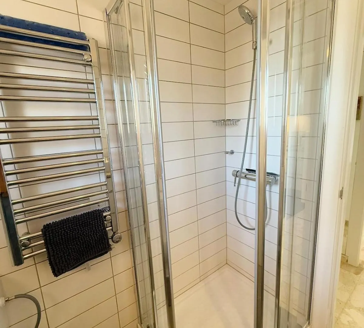 Sunny & Modern Beach Apartment Fuengirola