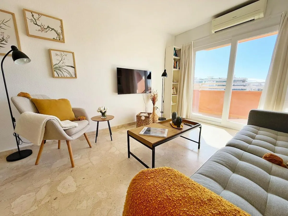 Sunny & Modern Beach Apartment Fuengirola 0*,